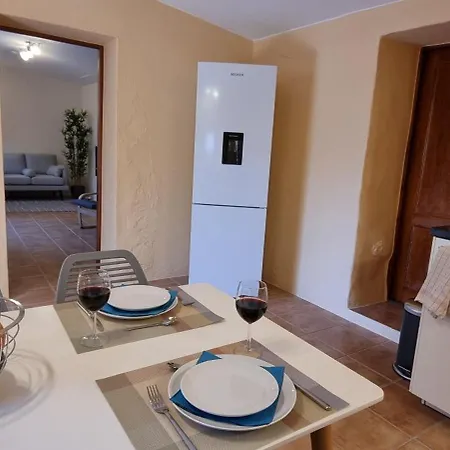 Anais Apartment *